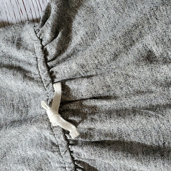 🆕️ GAP GIRLS GRAY DRESS 👧 - Picture 3 of 7